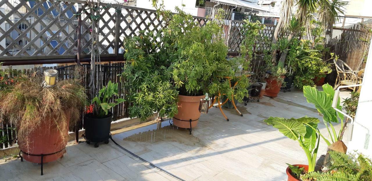 Penthouse Balcony Close To Acropolis Appartamento Atene Esterno foto